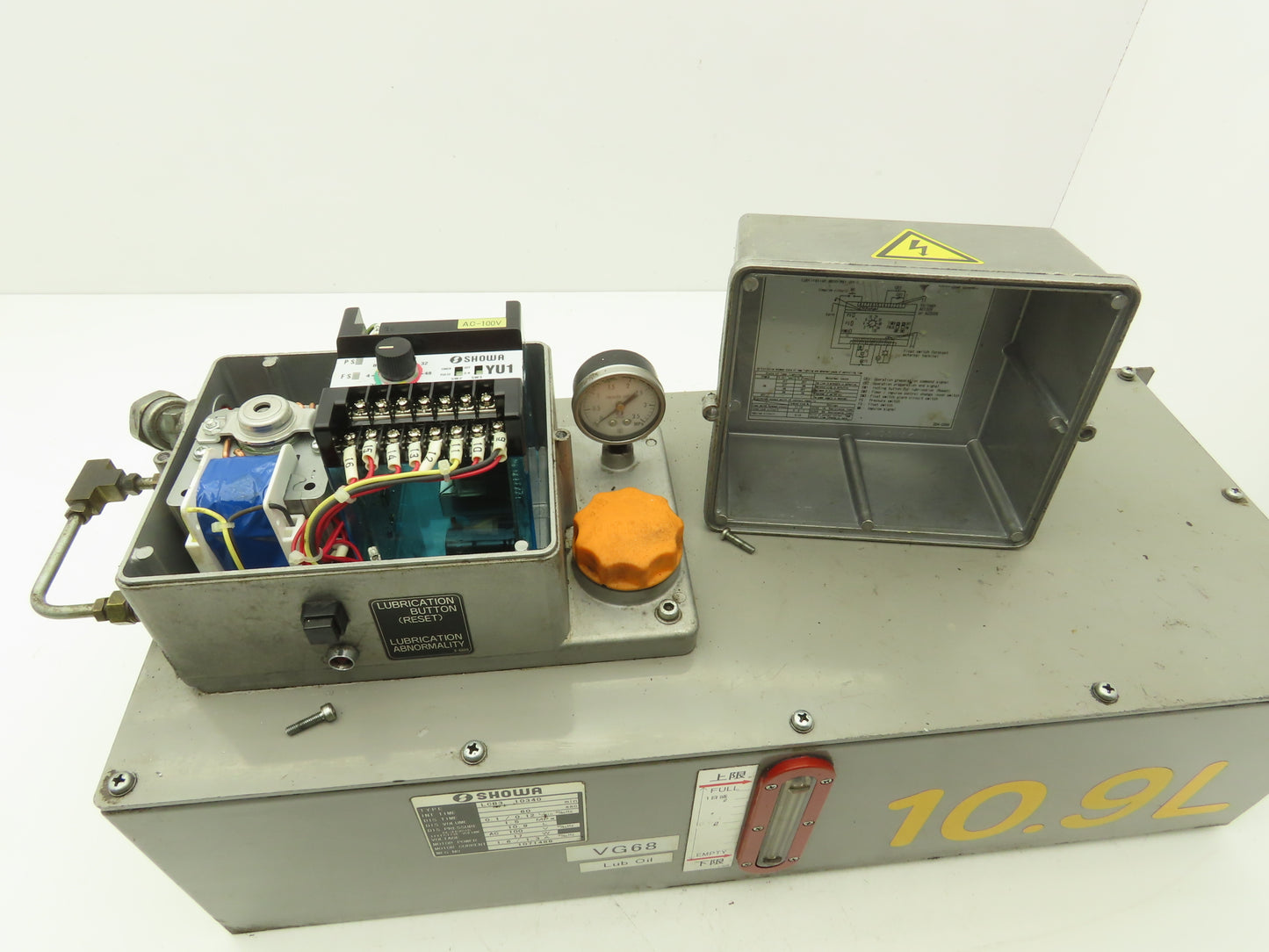 Showa LCB3 10340 Lubricator Oil Pump Oiler 10.9L Tank 0.1 L/Min 100/110V 1PH