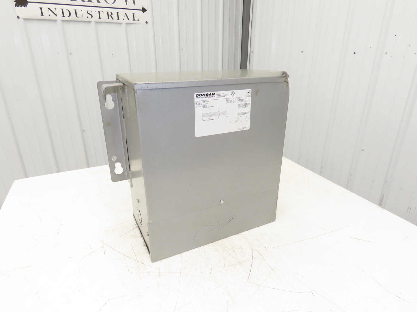 Dongan 76-6-704SH 3-Phase Transformer 6kva HV 480Y/277V LV 208V 3PH Type 3R