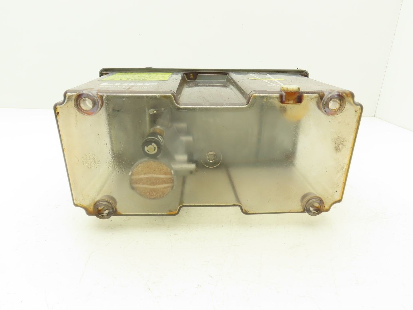 Showa LCB30305C-04 Lubricator Oil Pump Oiler 10.9L Tank 0.1 L/Min 100/110V 1PH