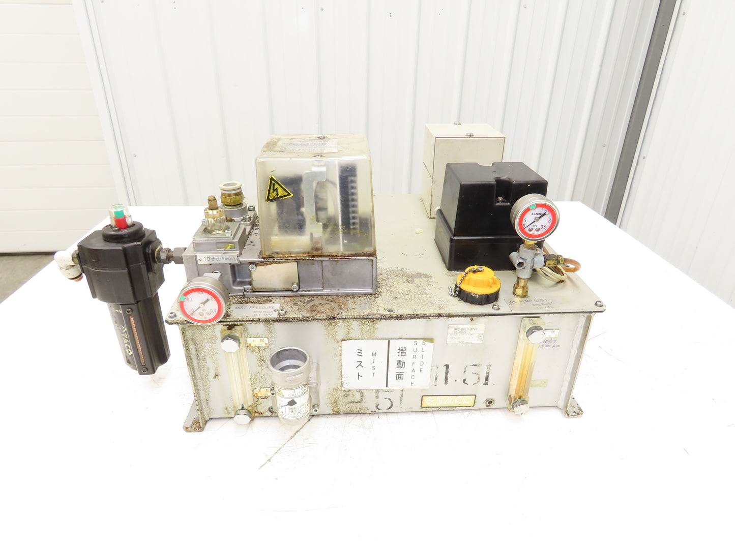 Taco Azbil MCB-B6L3-BY20 Pneumatic Lubricator Oil Mist Sprayer Pump 5 Gal 110V