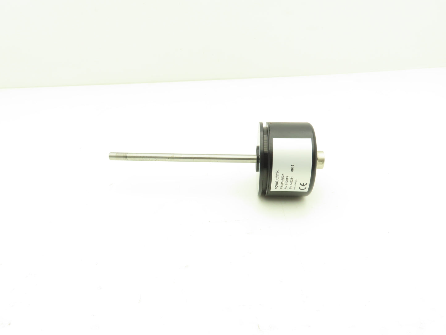 Novotechnik IP-6515-A502 Rotary Sensor Encoder Potentiometer Ext Shaft