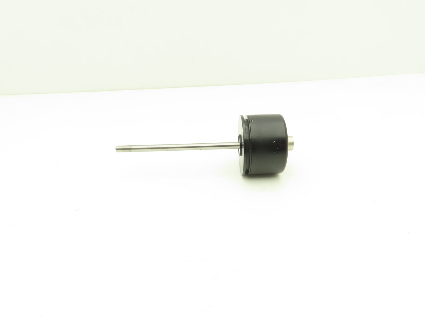 Novotechnik IP-6515-A502 Rotary Sensor Encoder Potentiometer Ext Shaft