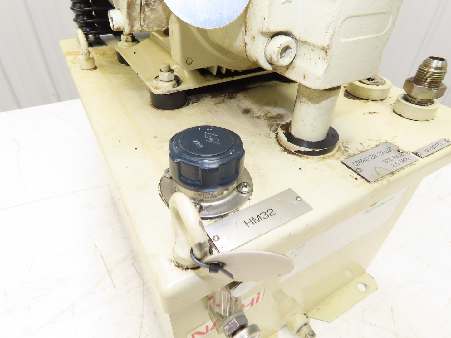 Nachi UVN-1A-1A2-1.5-4-11 Hydraulic Power Unit 20L Tank 7.6gpm Pump 1.5kw 220V