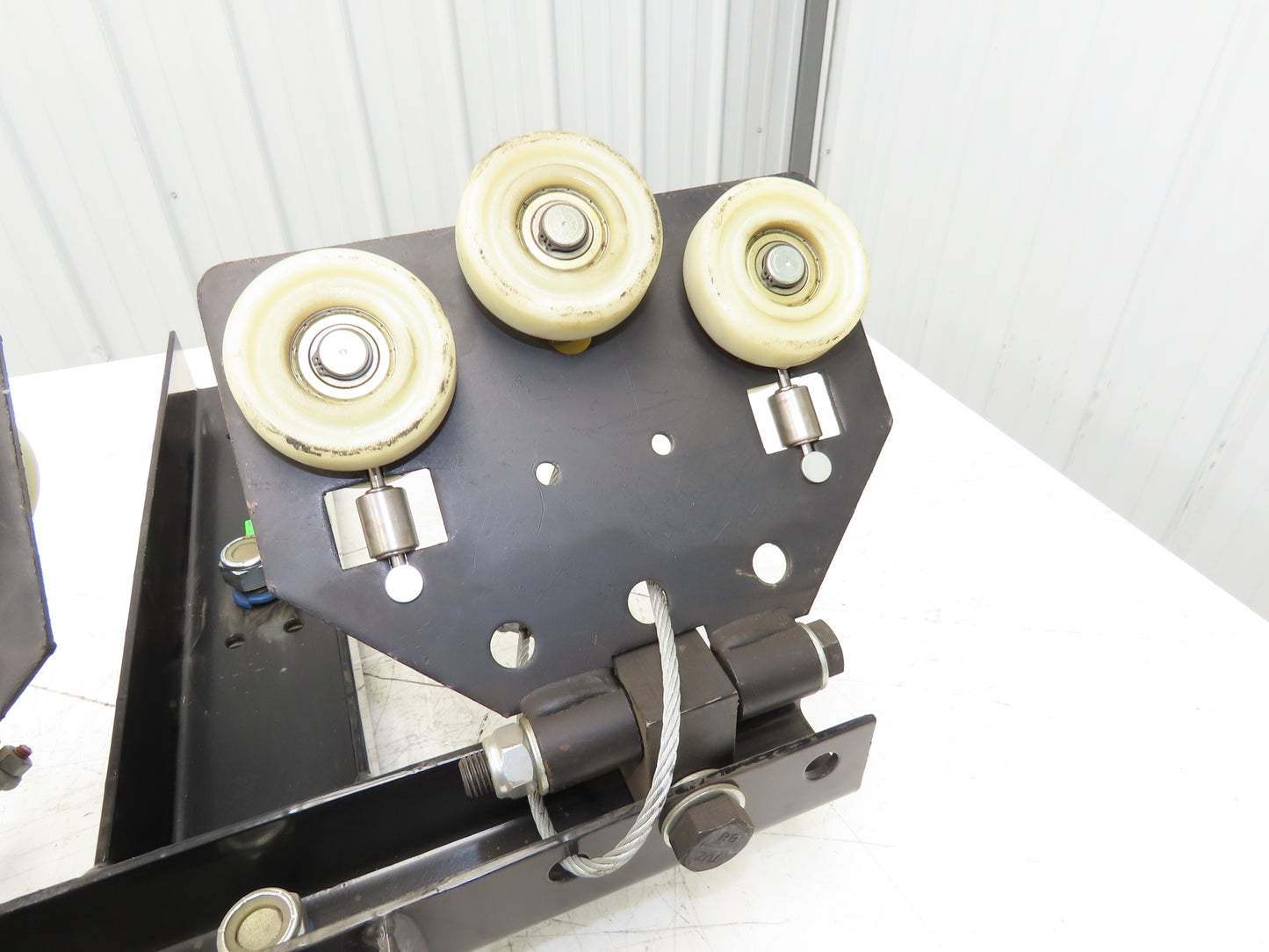 Knight Global MRES5735 Bridge Crane End Truck for RAD7510 Rail 3000Lb MRES77351