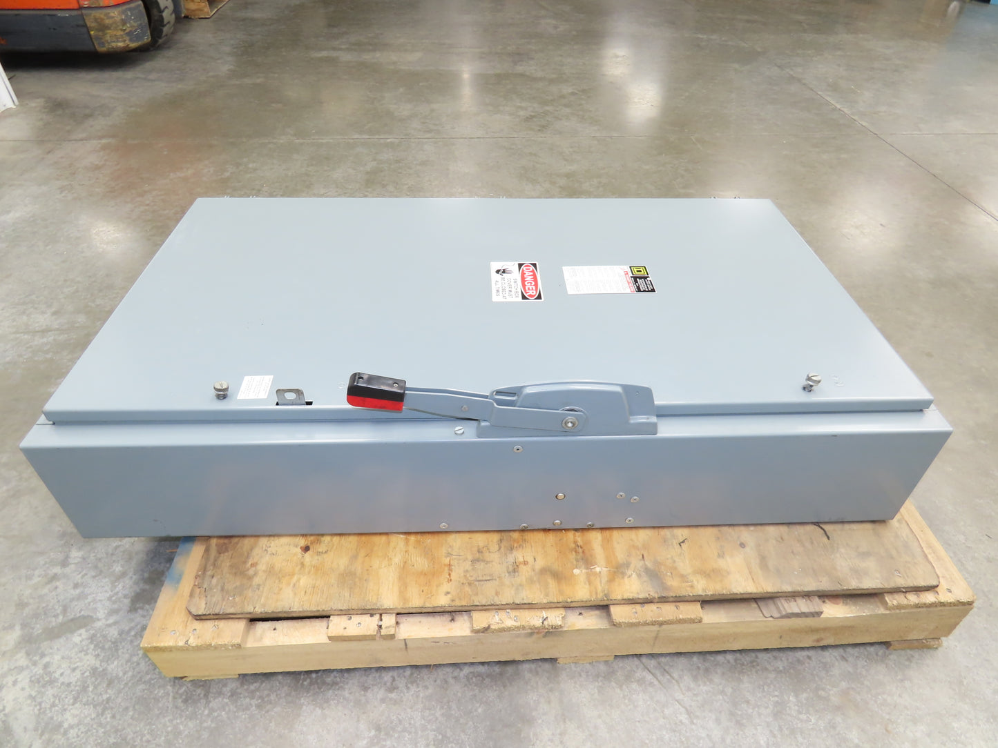 Square D H365N Safety Disconnect Switch 400A 600V 3 Pole Fused Type E04