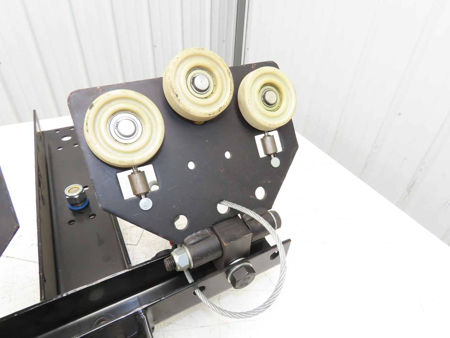 Knight Global MRES5735 Bridge Crane End Truck for RAD7510 Rail 3000Lb MRES77351