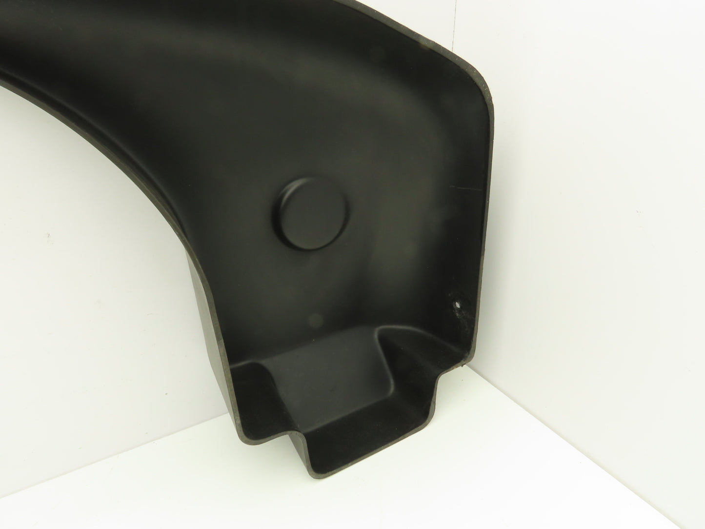 Yale Front End Plastic Shroud Removed From MTR007LFN24T Tow Truck