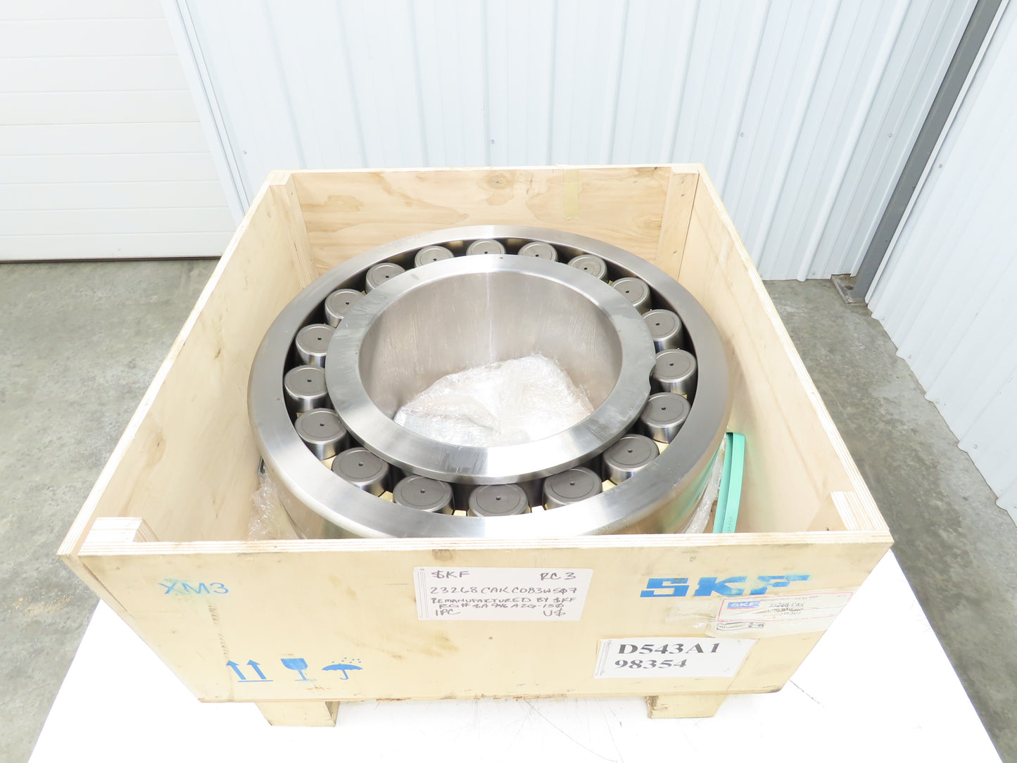 SKF 23268 CAK/C083W507 Spherical Roller Bearing 340mm ID 620mm OD 224mm Width