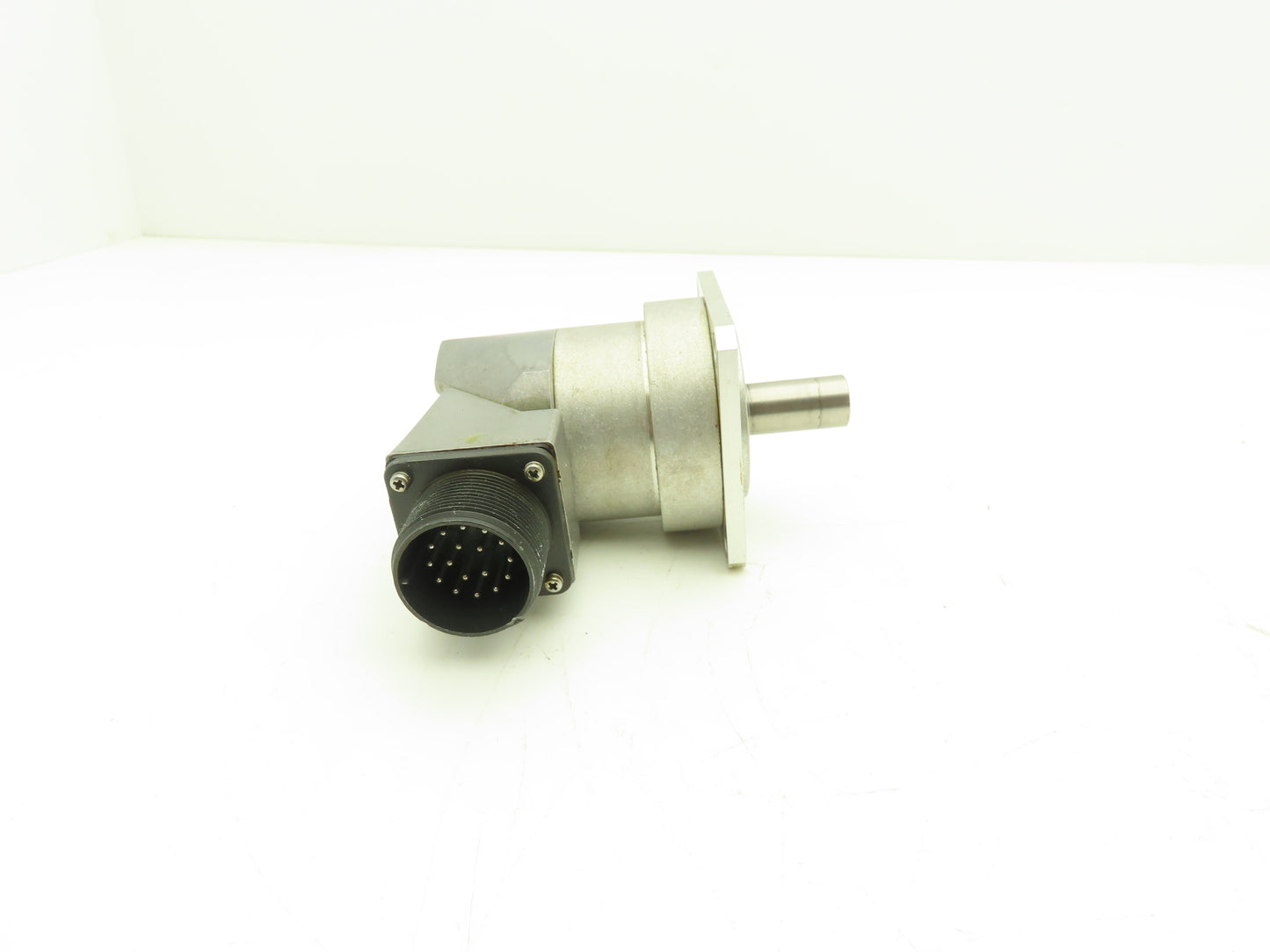 Heidenhain ROD 620 1024 40S17-HE Rotary Encoder 5V 15mm Shaft ID 684 672-03