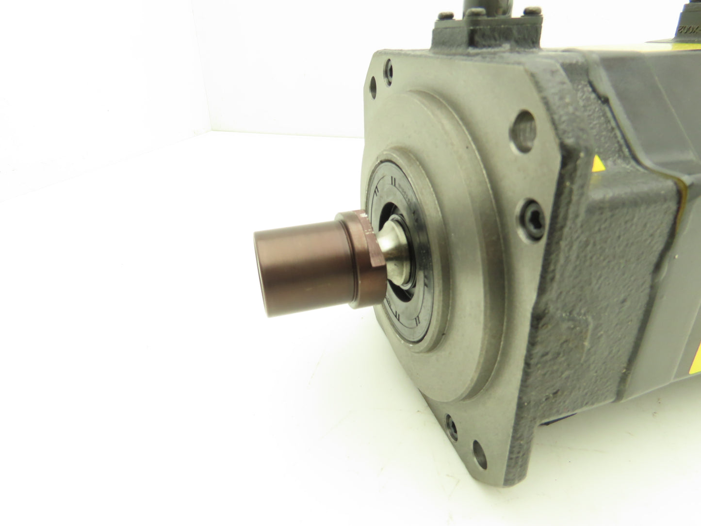 Fanuc A06B-0235-B300 AC Servo Motor 2.5kW 184V 3Ph 4000RPM Encoder A8602000T301