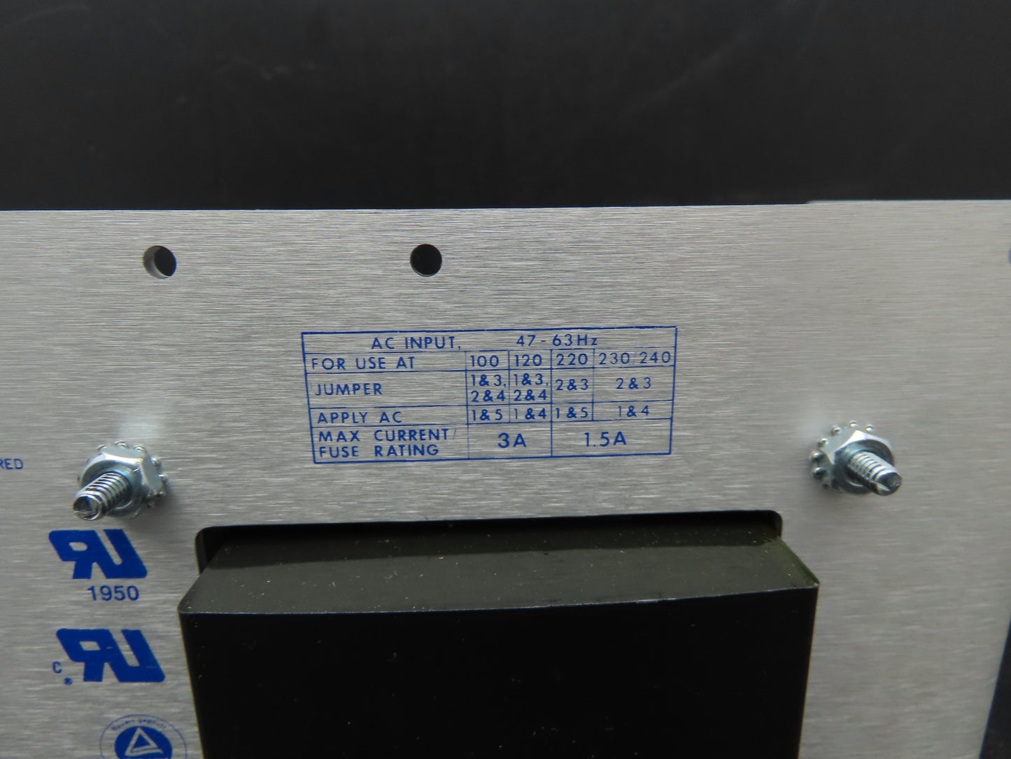 International IHE-28-6 DC Power Supply 100-240VAC 47-63Hz Input 28VDC 6A Output