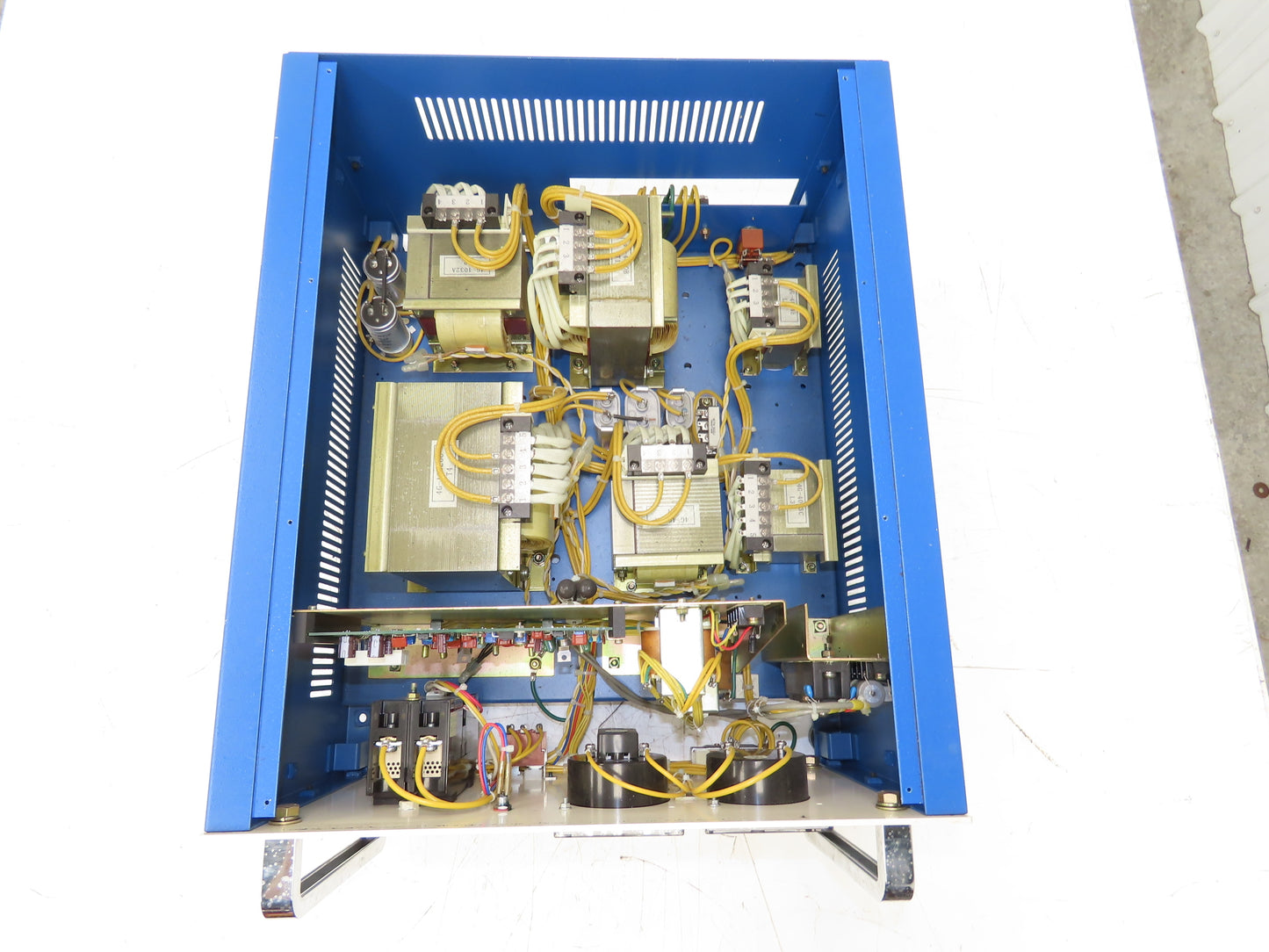 Stavol Matsunaga TA-1158.7-A Automatic Voltage Regulator 200V Input 115V Output