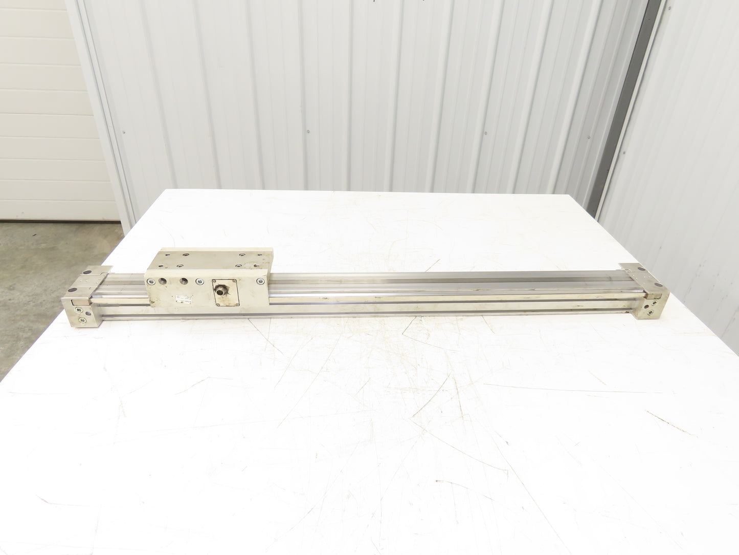 SMC Pneumatic Stroke Reading Rodless Cylinder w/ Brake 40mm Bore 750mm Stroke