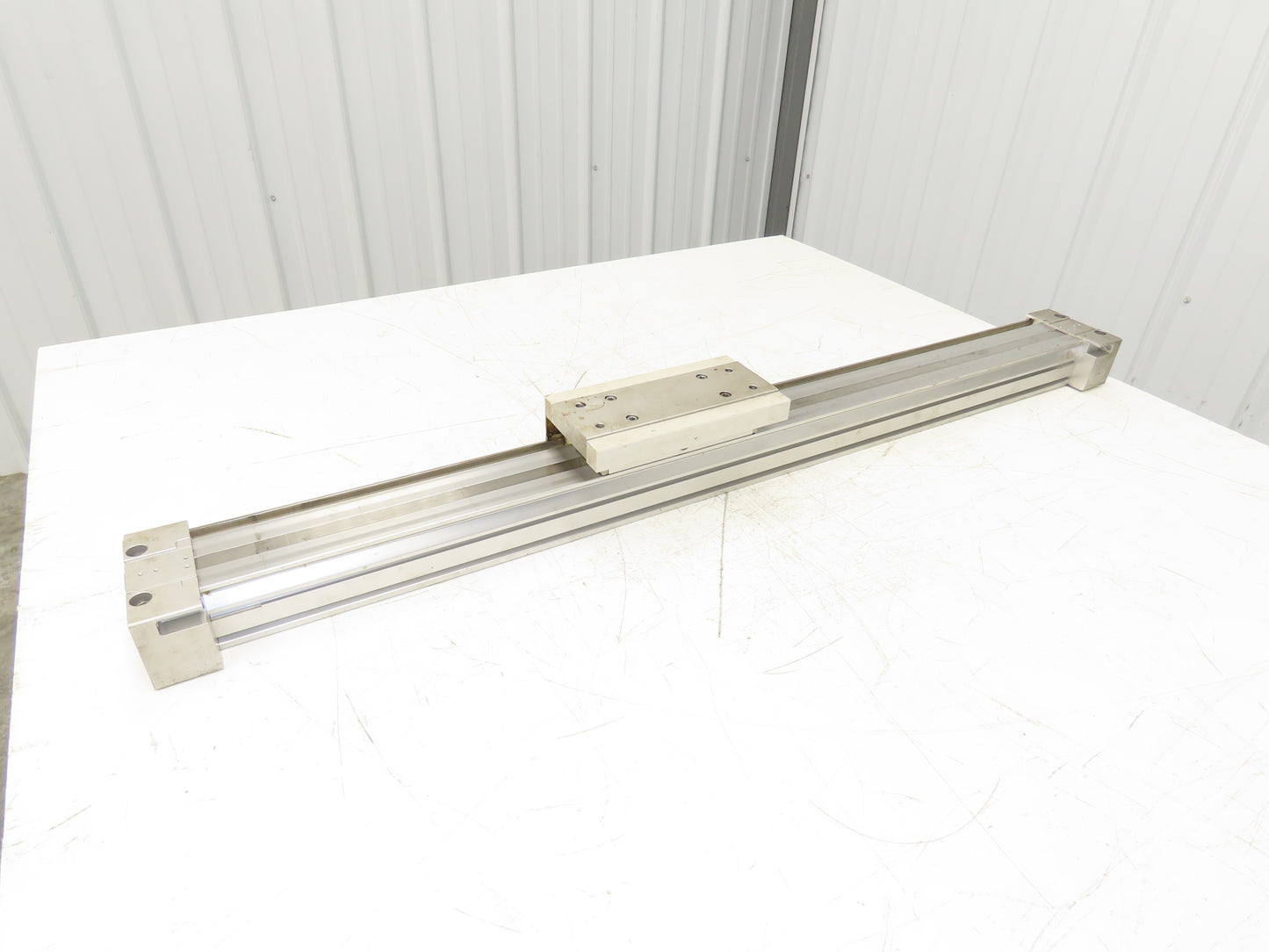 SMC Pneumatic Stroke Reading Rodless Cylinder w/ Brake 40mm Bore 750mm Stroke