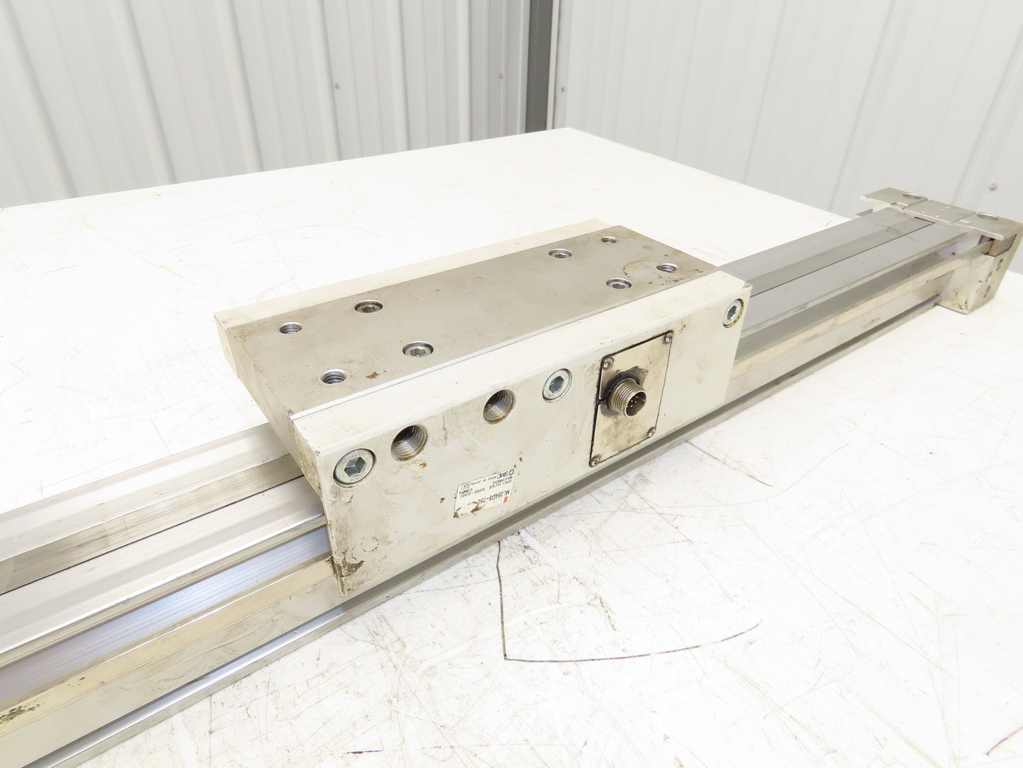 SMC Pneumatic Stroke Reading Rodless Cylinder w/ Brake 40mm Bore 750mm Stroke