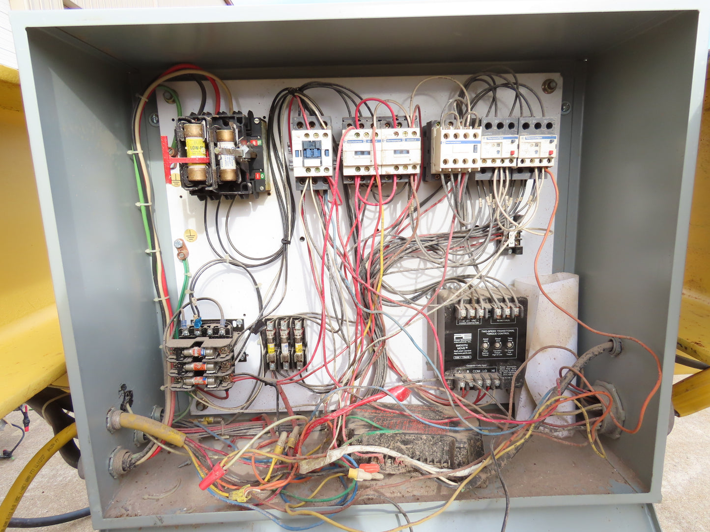 Harrington 1 Ton Free Standing 3-Bridge Crane System 39' 3" Span 225' Runway