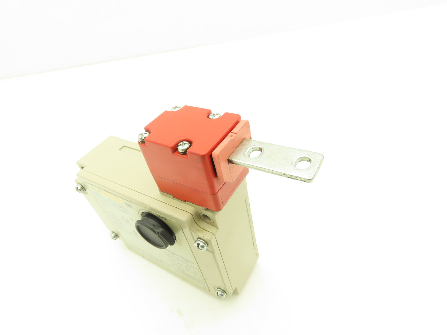 Omron D4BL-2DRA Solenoid Interlock Safety Door Switch 24VDC