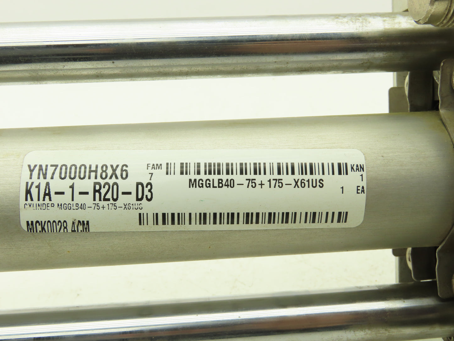 SMC MGGLB40-75+175-X61US Pneumatic Guided Air Cylinder 75mm+175mm Tandem Stroke