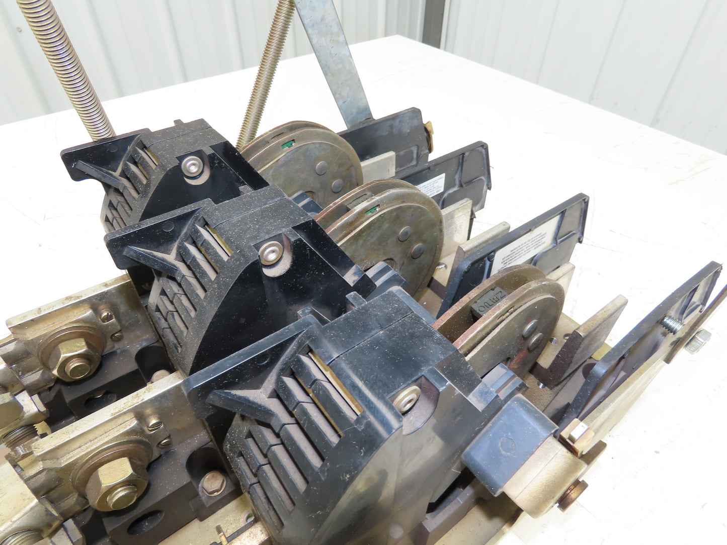 A-B 1494 Rod Operated Safety Discconnect Switch 400A 3ph Operator Only