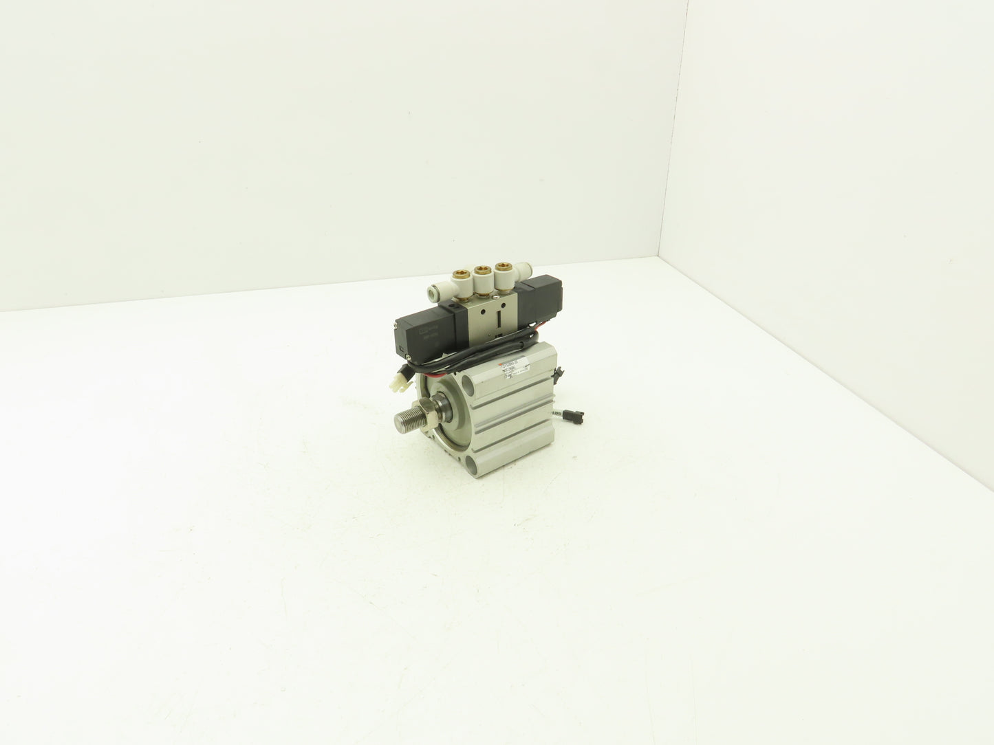 SMC CDVQ2B80-23-DCJ1649J Air Cylinder 80mm Bore 23mm Stroke w/Solenoid Valve 24V
