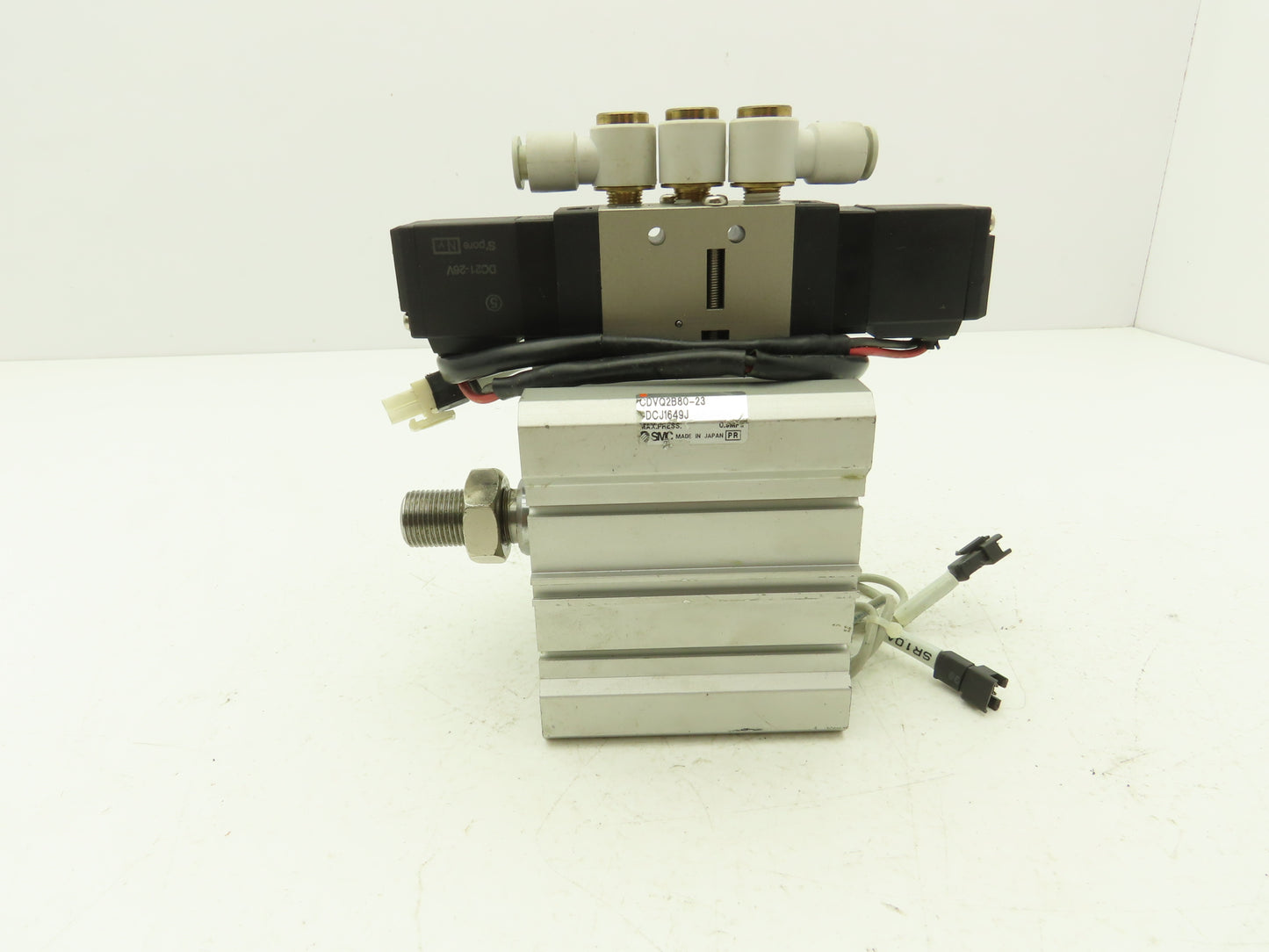 SMC CDVQ2B80-23-DCJ1649J Air Cylinder 80mm Bore 23mm Stroke w/Solenoid Valve 24V