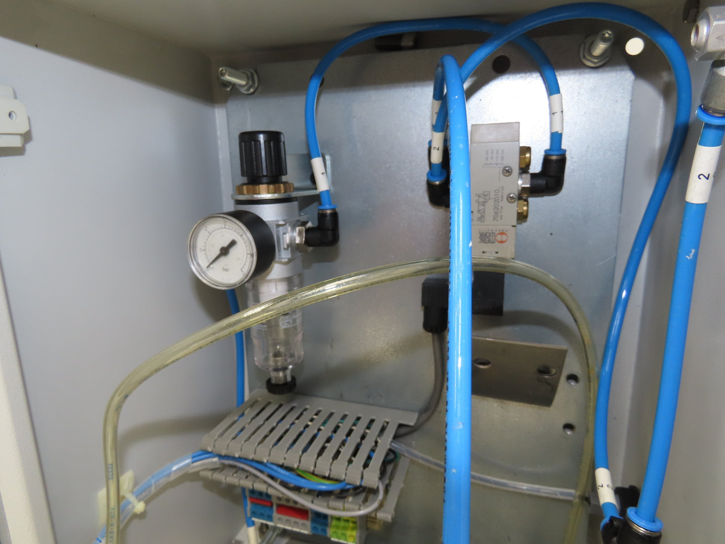 Castool C1L-AL-LD-BR-B Automatic Lubricator CNC Oil Pump 24VDC 15CC With Tank