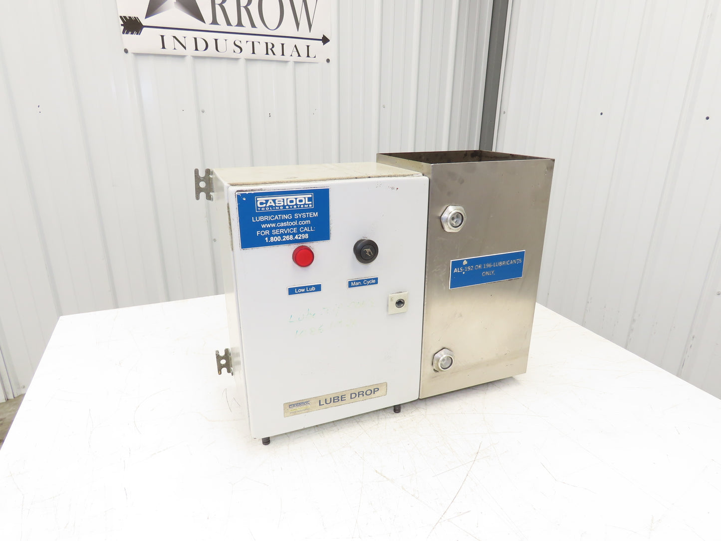 Castool C1L-AL-LD-BR-B Automatic Lubricator CNC Oil Pump 24VDC 15CC With Tank