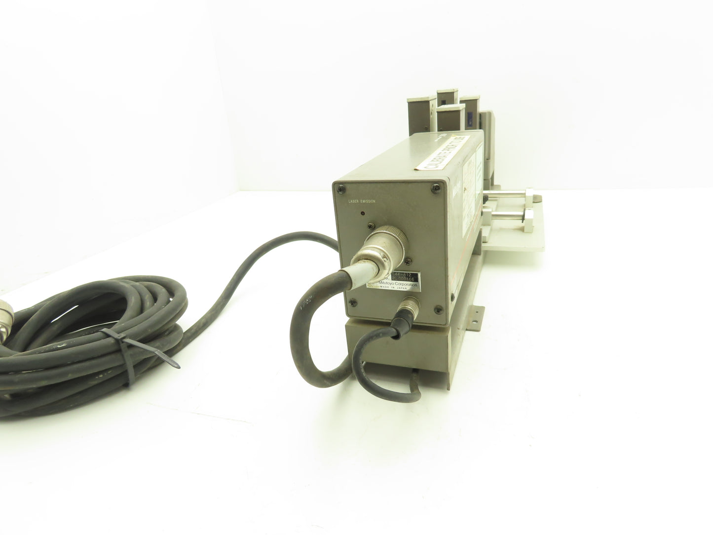 Mitutoyo LSM-602 Laser Scan Micrometer with Size Adapter