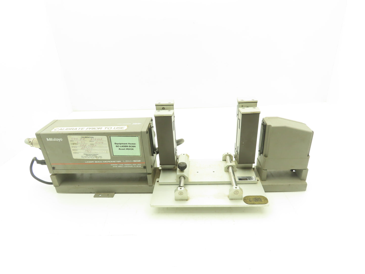 Mitutoyo LSM-602 Laser Scan Micrometer with Size Adapter