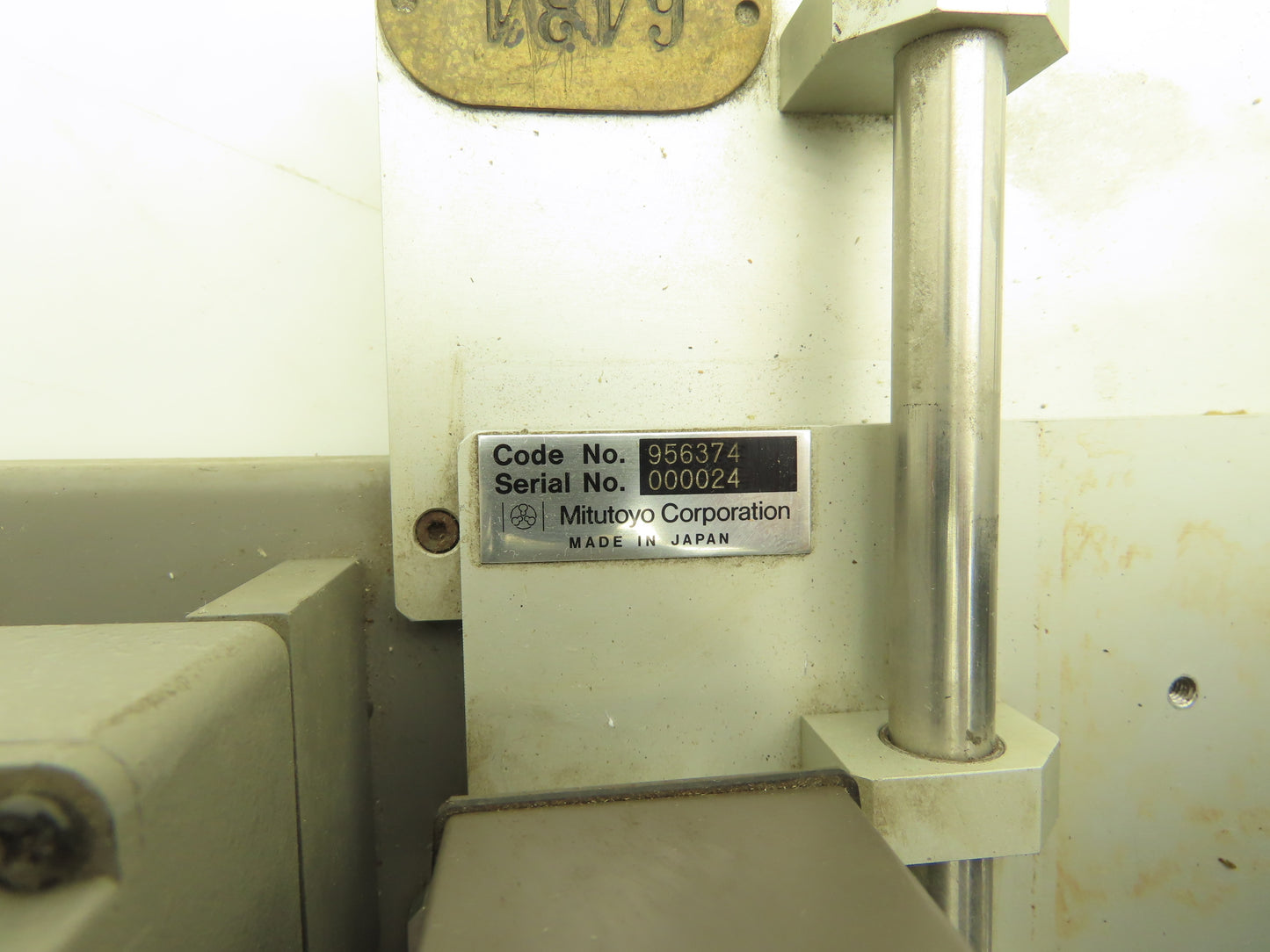 Mitutoyo LSM-602 Laser Scan Micrometer with Size Adapter