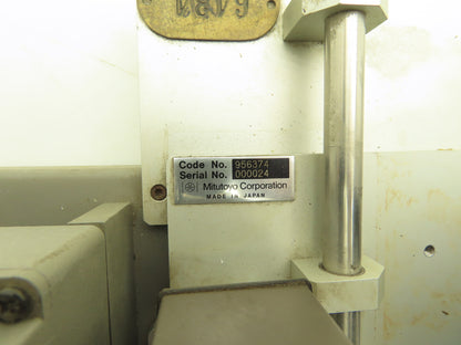 Mitutoyo LSM-602 Laser Scan Micrometer with Size Adapter