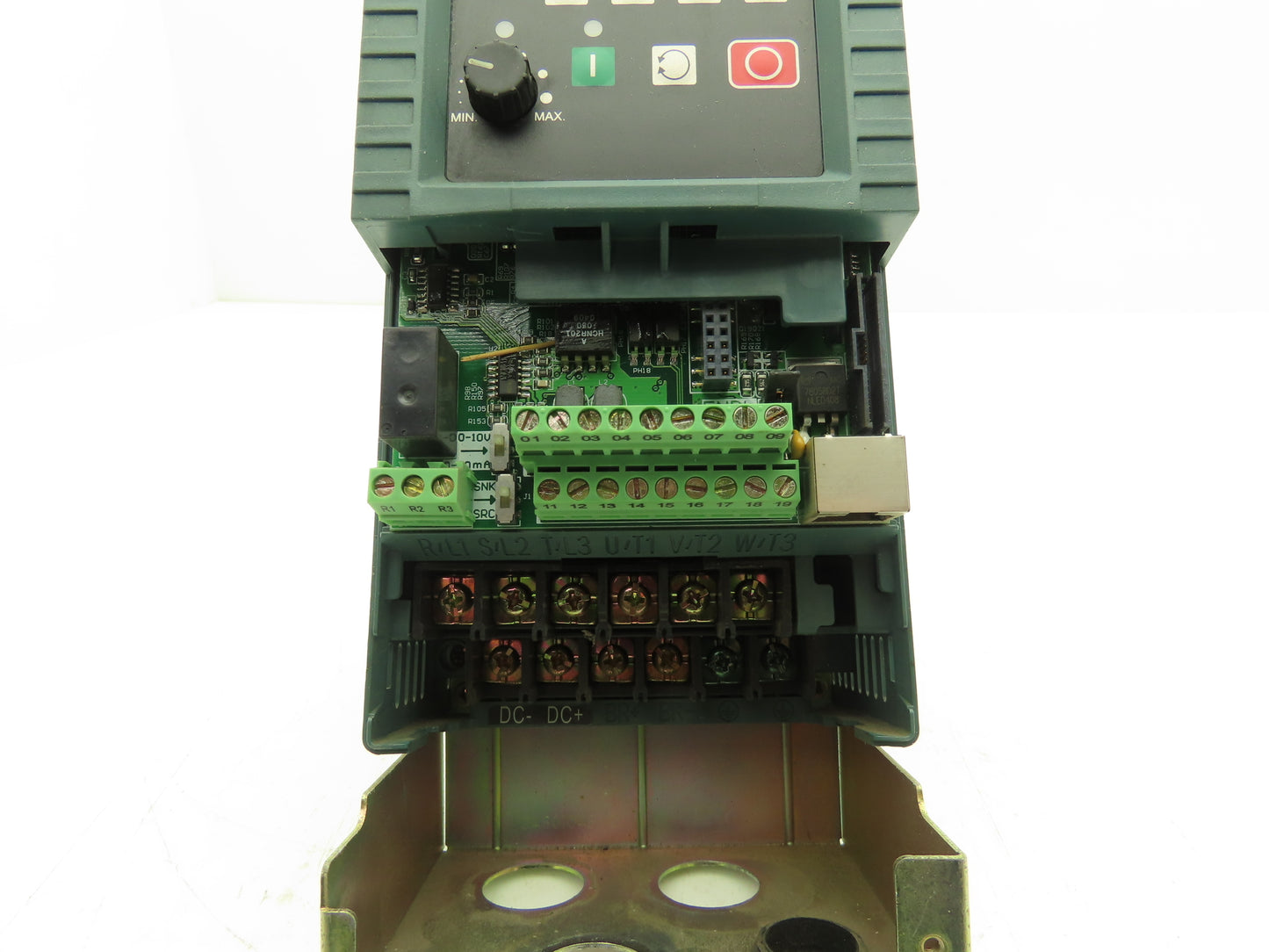 Reliance Electric 6MB400P5 Variable Speed VFD AC Drive 1/2Hp 480V 3PH Ser MD65