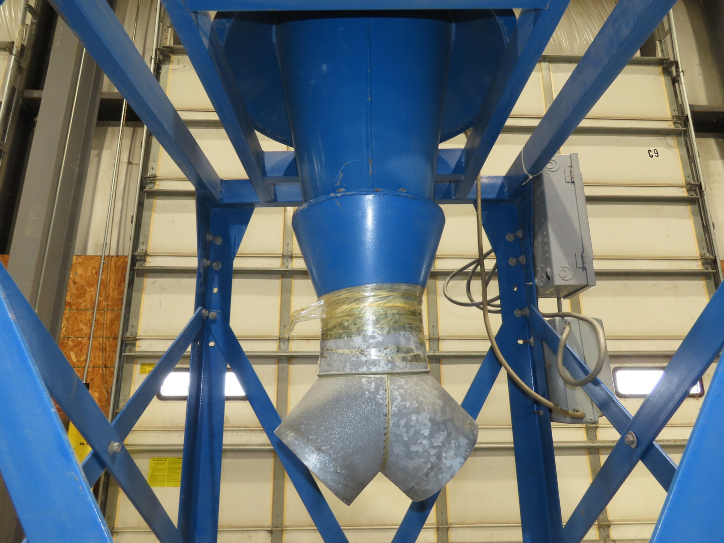 Donaldson 24 Torit Cyclone Dust Collector 4 Bag Filter 7.5HP 3500 CFM 2-Drum