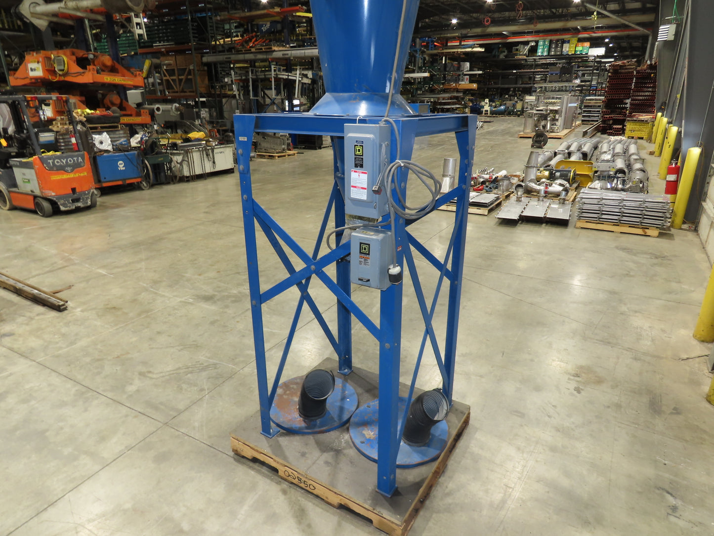 Donaldson 24 Torit Cyclone Dust Collector 4 Bag Filter 7.5HP 3500 CFM 2-Drum