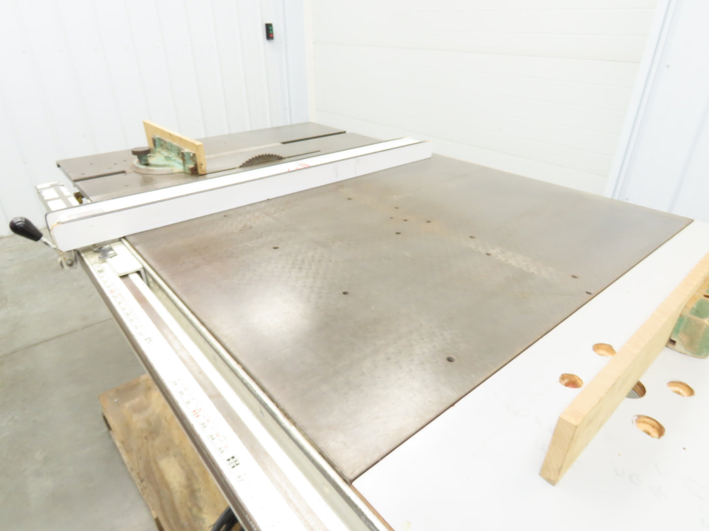 Tannewitz Woodworking Table Saw 20" Blade 5hp 230/460V 72" Biesemeyer Fence