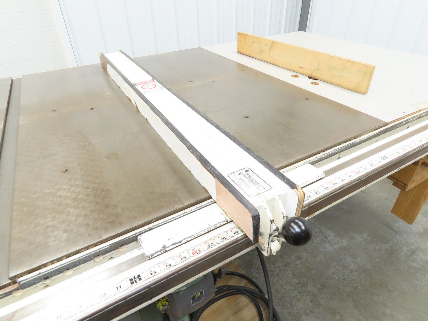 Tannewitz Woodworking Table Saw 20" Blade 5hp 230/460V 72" Biesemeyer Fence