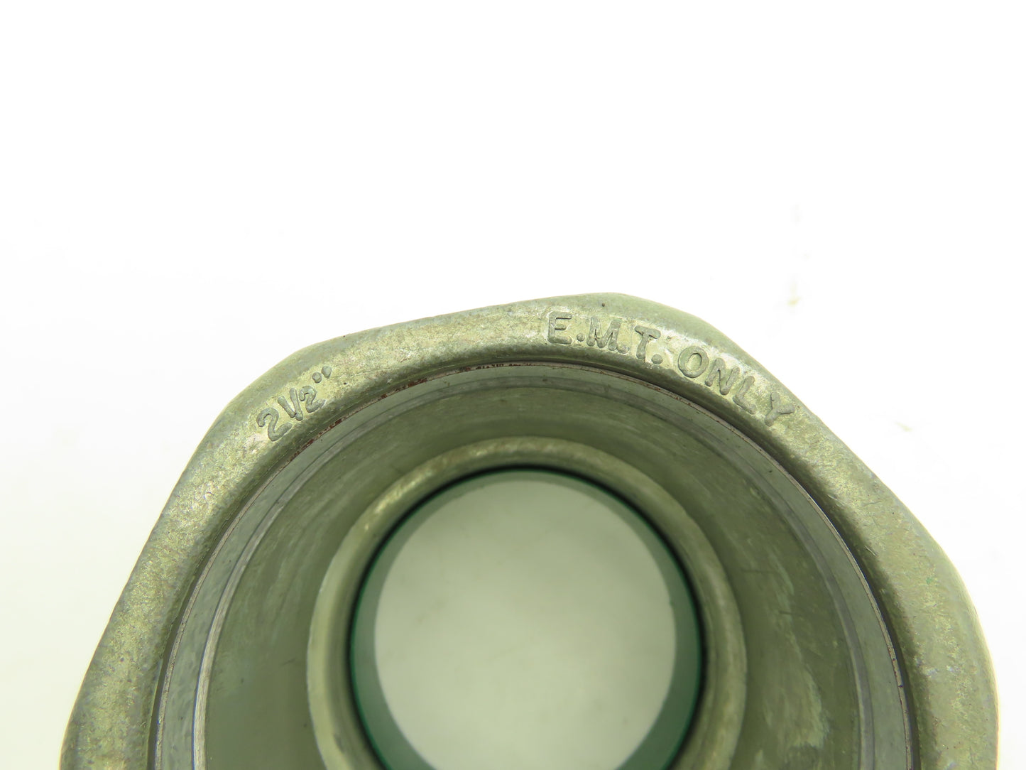 Bridgeport 256-DC12 2-1/2" NPT EMT Connector