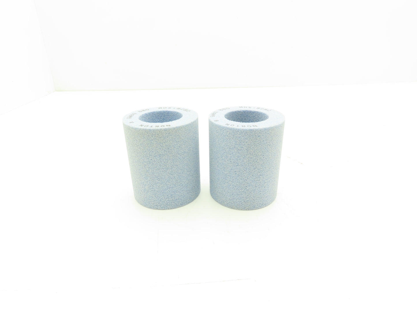 Norton GWBG-880 Alundum 3SG46-JVS Grinding Wheel 1.75"OD x 2.0"L x 1"ID Lot of 2