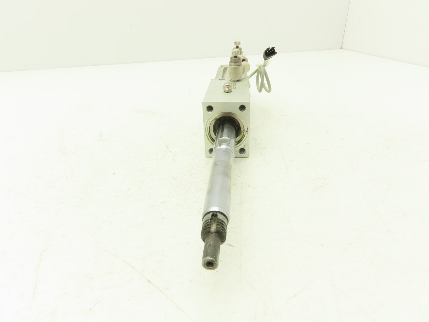 SMC MTS32-W2316-30 Precision Air Cylinder 32mm Bore 30mm Stroke Extended Rod