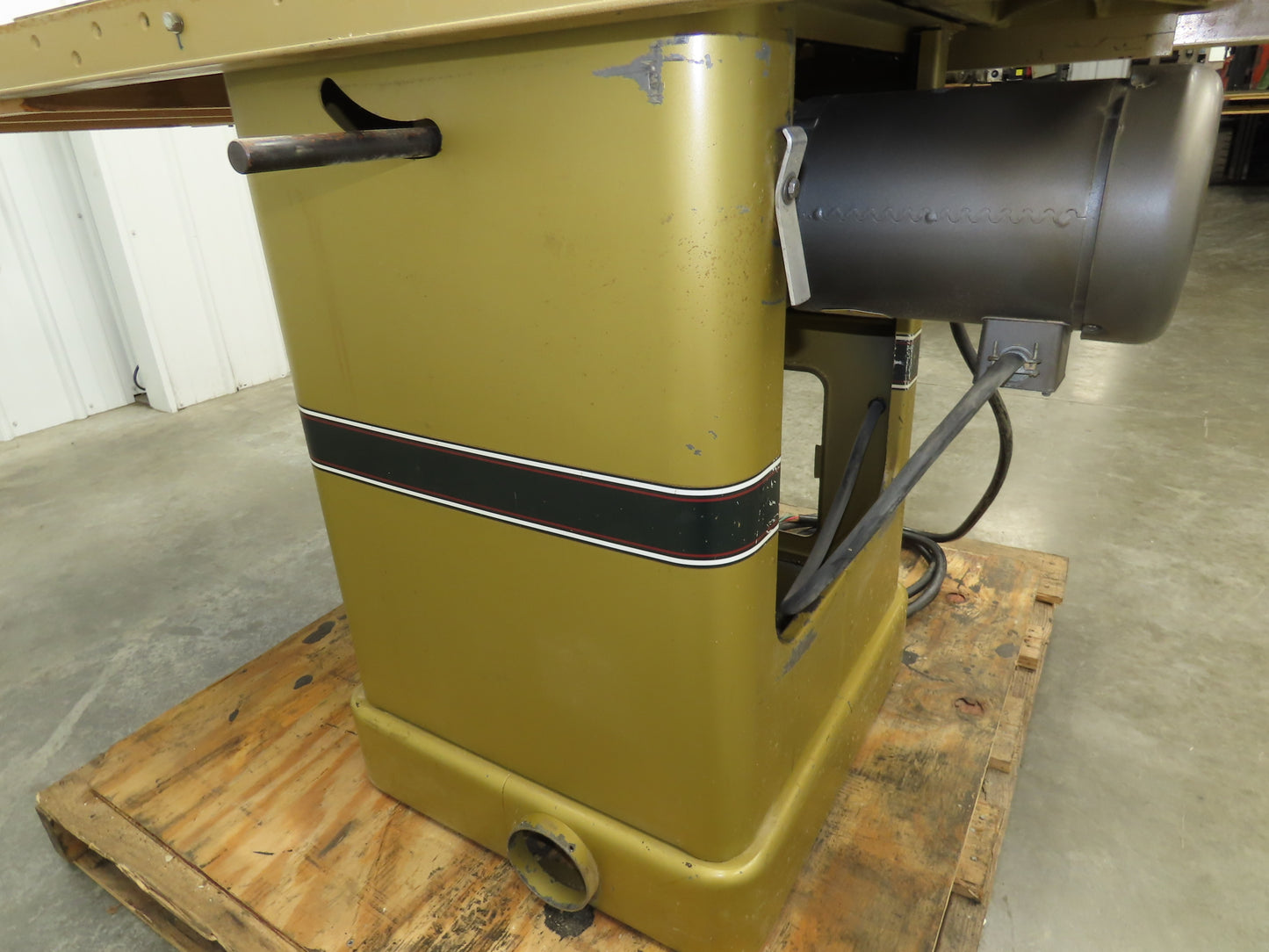 Powermatic Model 66 Table Saw 10" Tilting Arbor 3Ph 5HP 230/460V 50" Biesemeyer