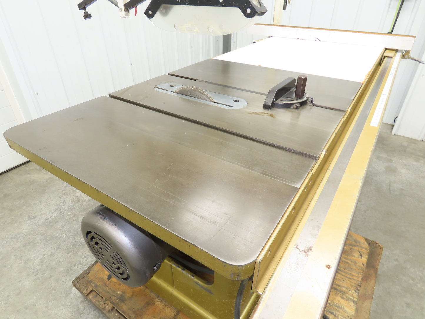 Powermatic Model 66 Table Saw 10" Tilting Arbor 3Ph 5HP 230/460V 50" Biesemeyer