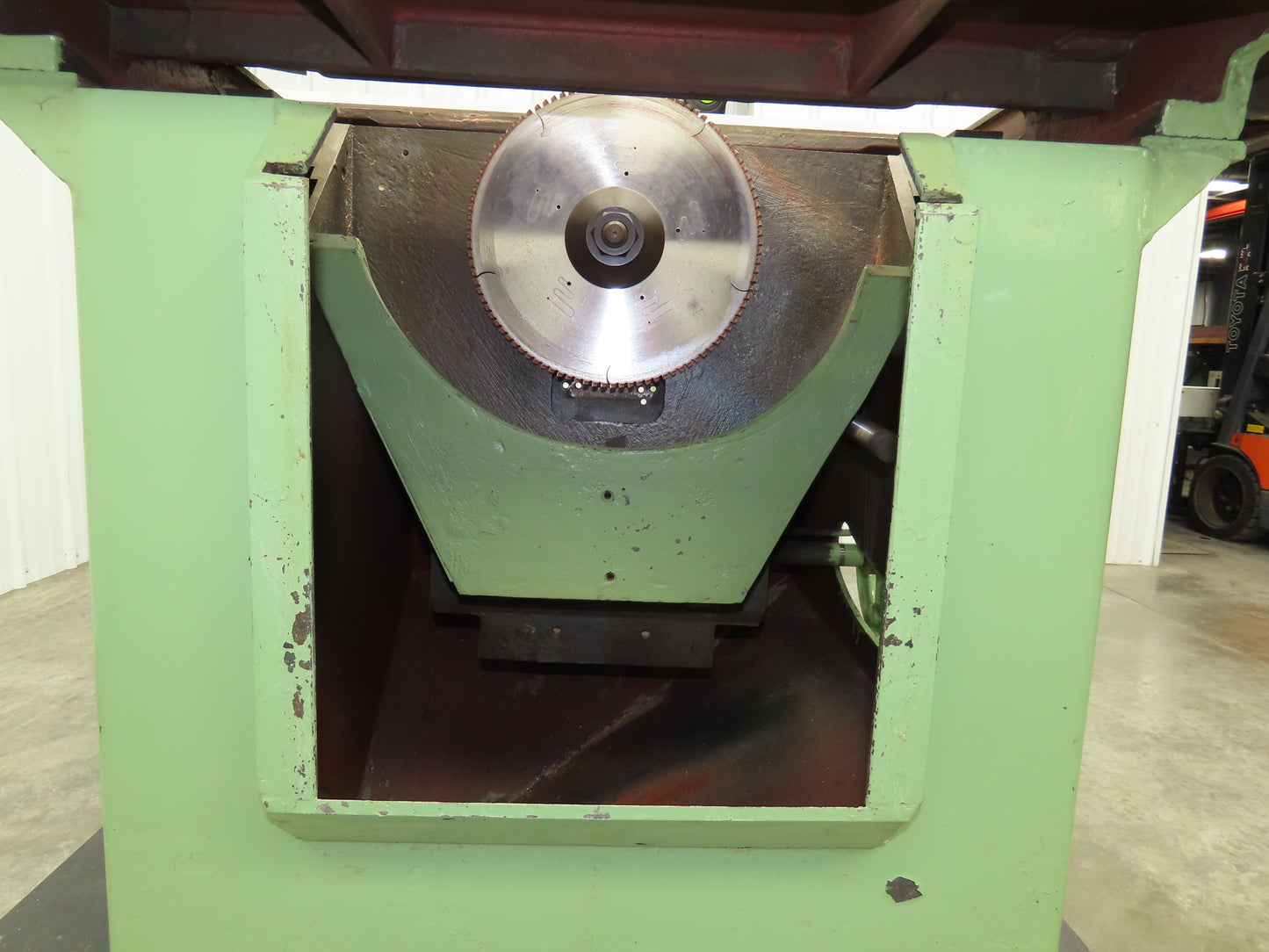 Tannewitz U Woodworking Miter Table Saw 20" Blade 5hp 230/460V Tilting Arbor