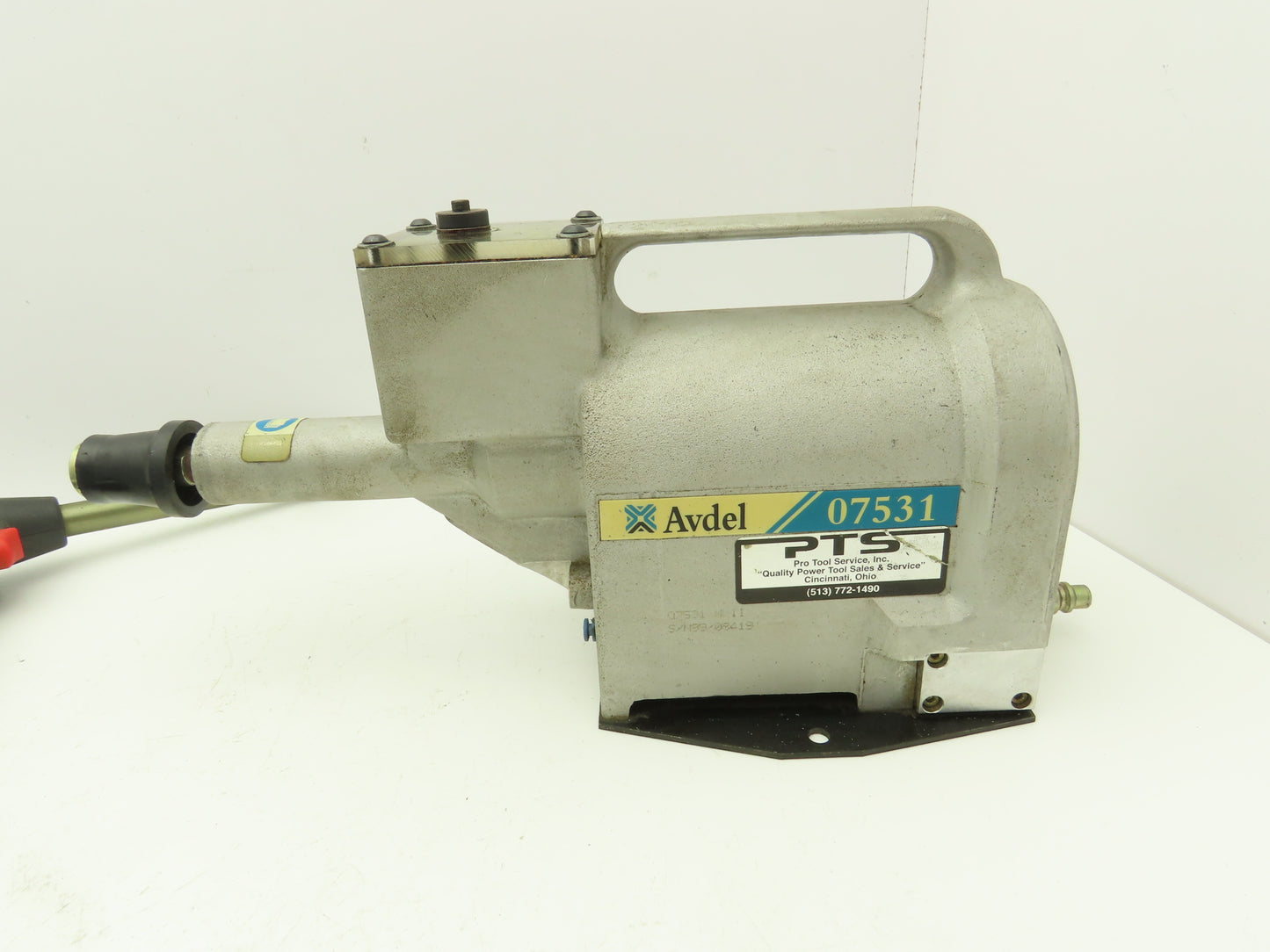 Avdel 07531 Air Pressure Intensifier W Hydropneumatic Riveter W & 6.5' Hoses