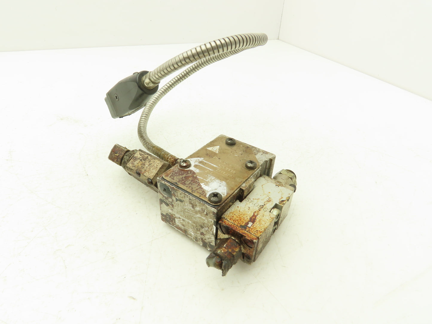 Nordson 8503693 Solidblue S T Hot Melt Adhesive Glue Gun Applicator 240V