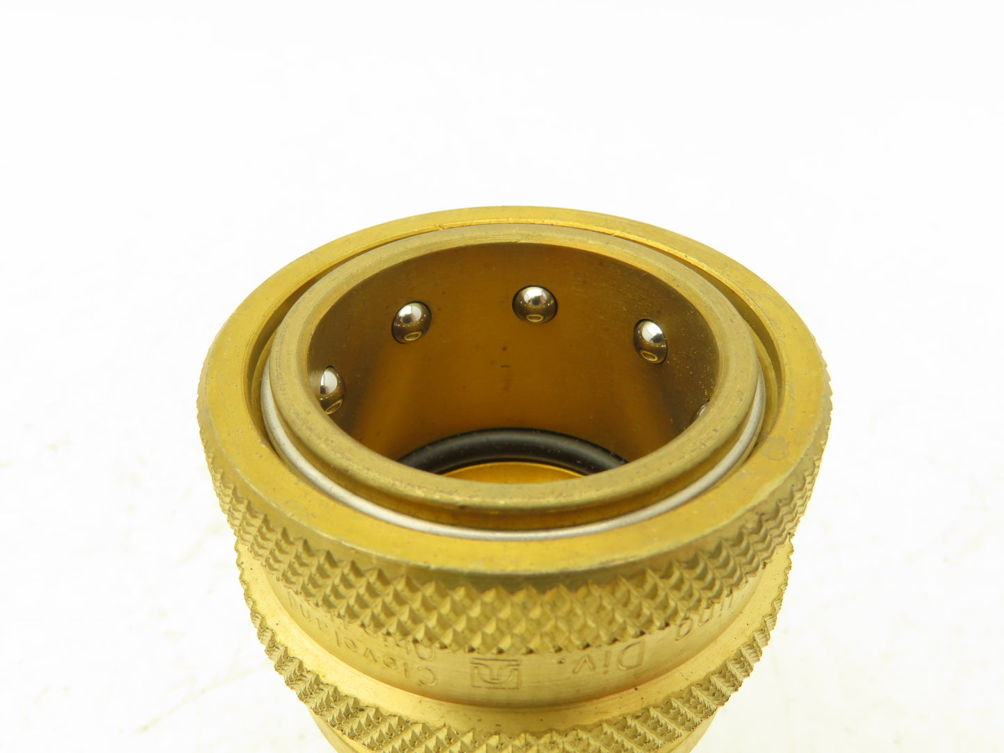 Hansen 8-ST Quick Disconnect Coupling ST Series 1" Hose 1" Body NBR Seal Brass