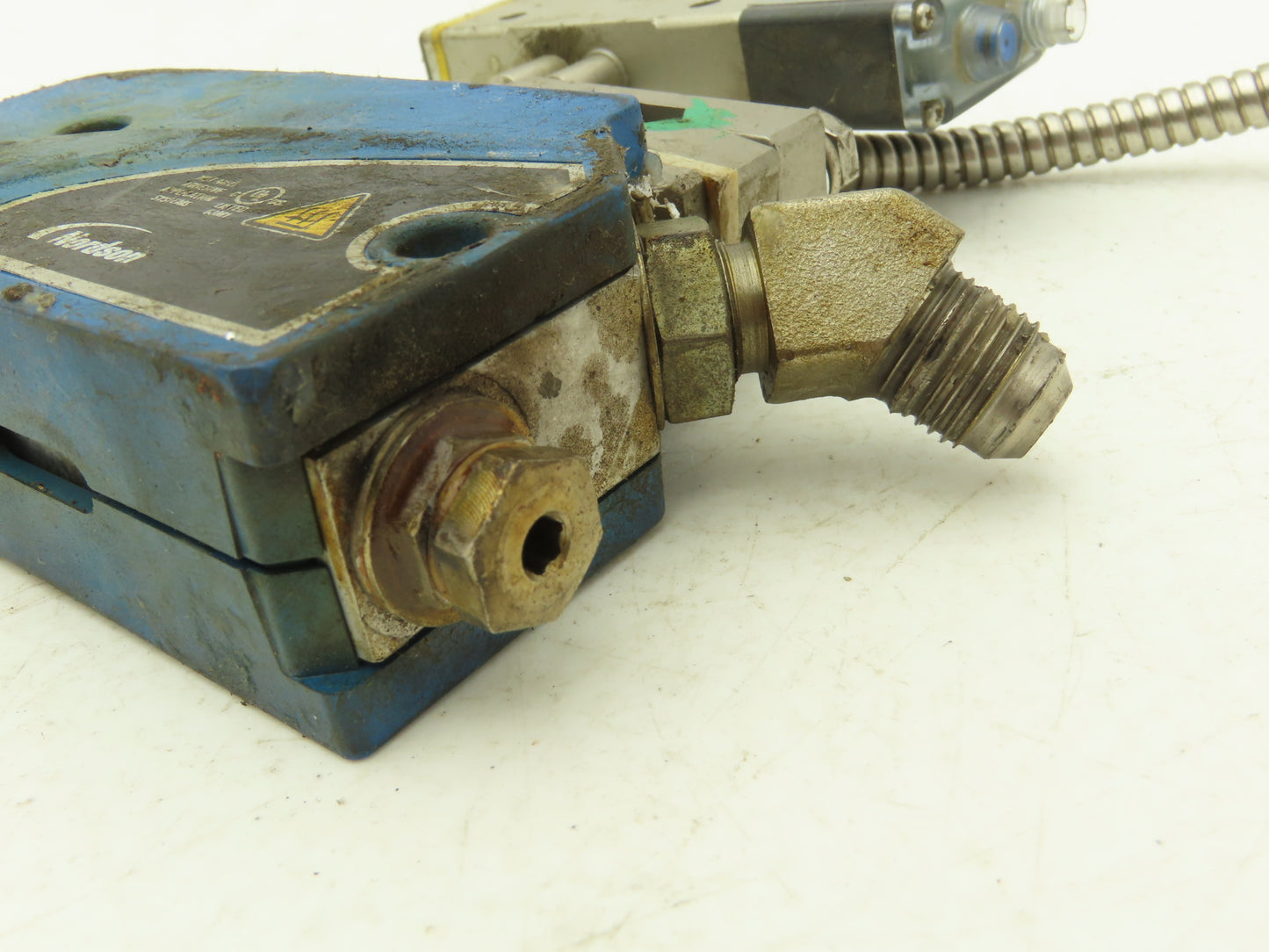 Nordson 8517895 Miniblue II Hot Melt Adhesive Glue Gun Applicator 24VDC