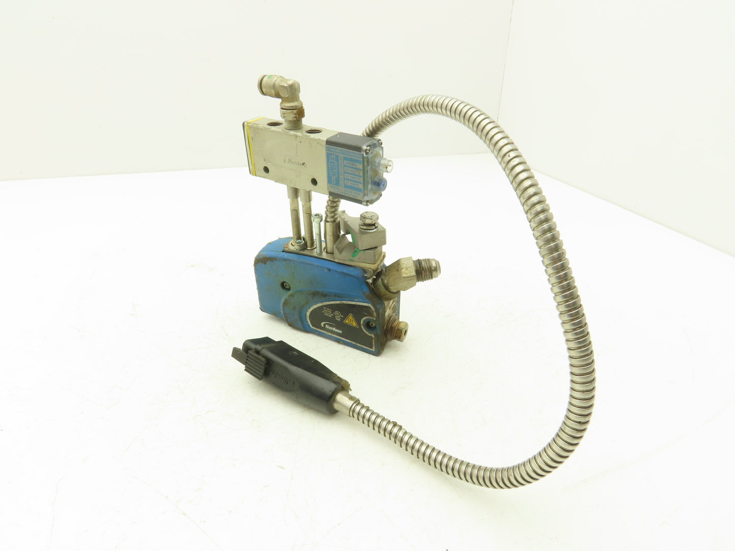 Nordson 8517895 Miniblue II Hot Melt Adhesive Glue Gun Applicator 24VDC