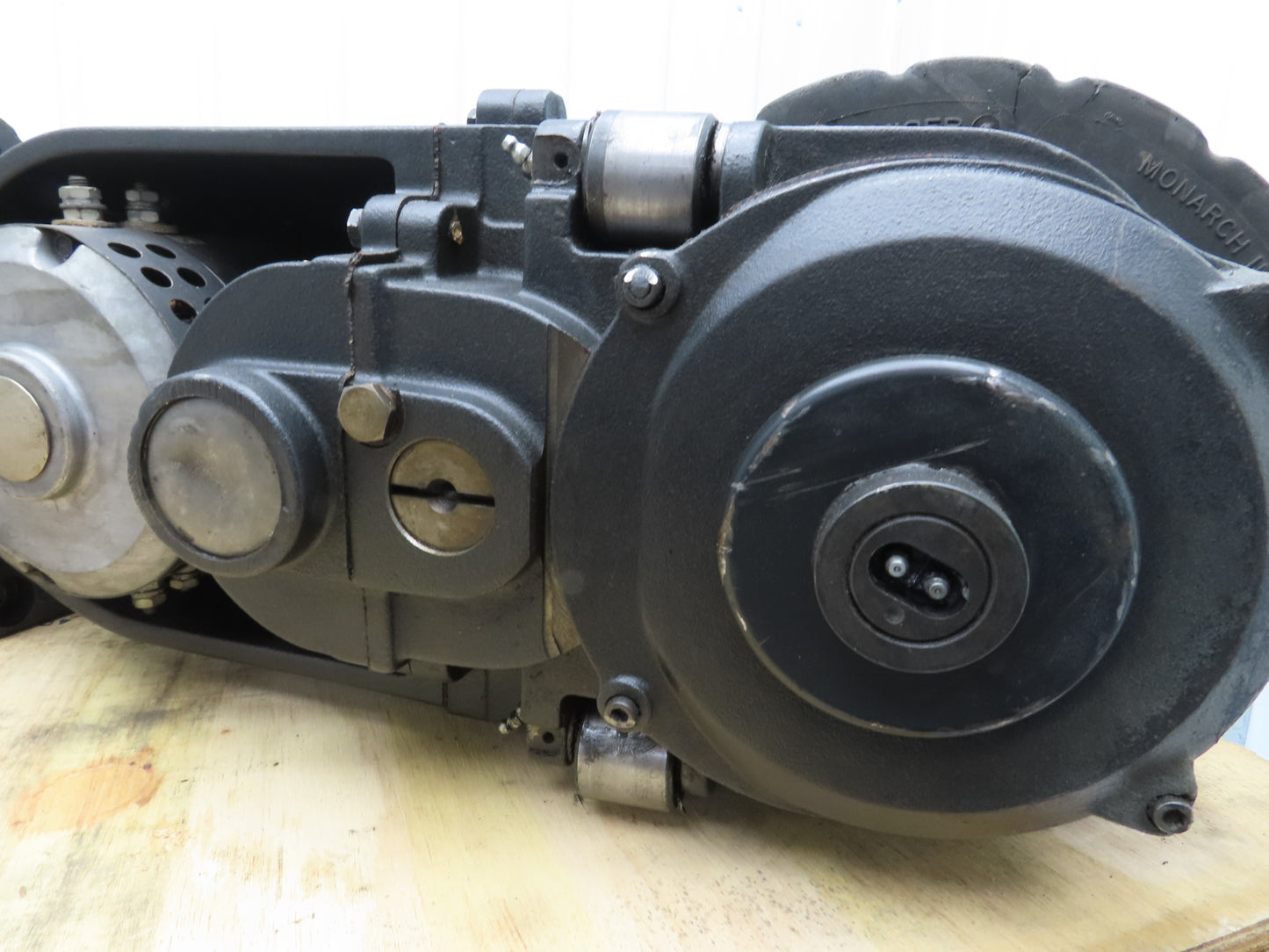Crown 40WTL Pallet Stacker Forklift Tiller Head Control Handle Drive Wheel *Read