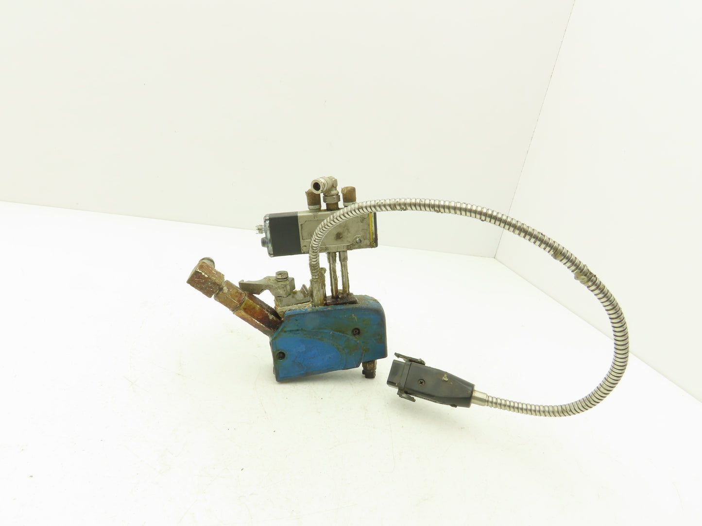 Nordson 8517895 Miniblue II Hot Melt Adhesive Glue Gun Applicator 24VDC