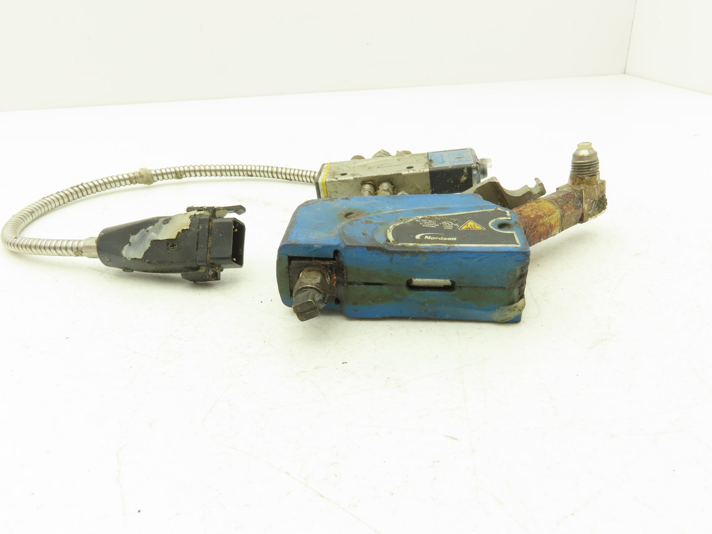 Nordson 8517895 Miniblue II Hot Melt Adhesive Glue Gun Applicator 24VDC